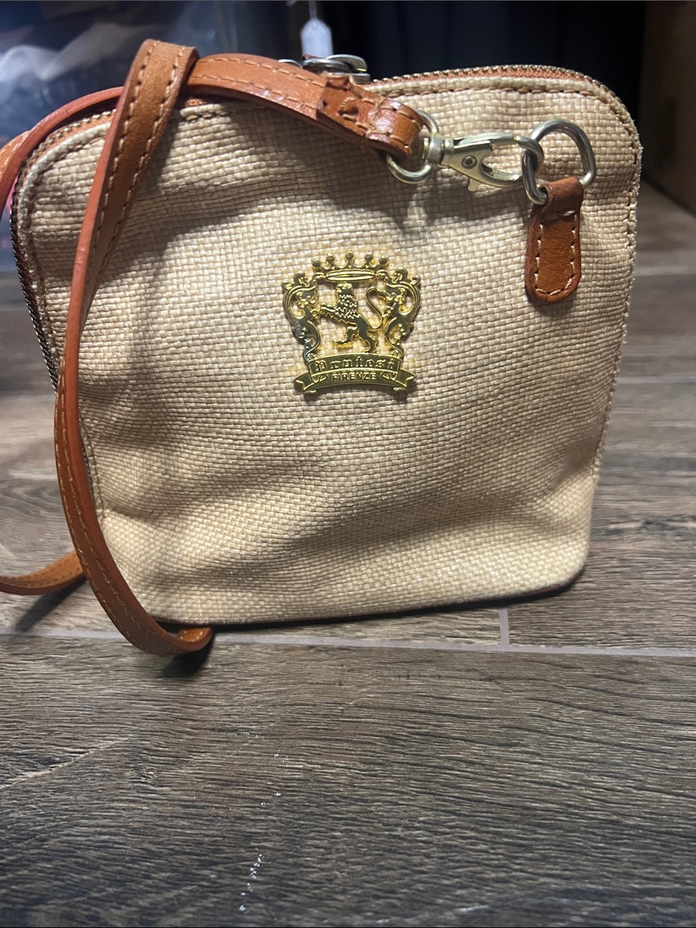 Pratesi Firenze Italian Raffia Straw Crossbody Bag Gold Crest Logo